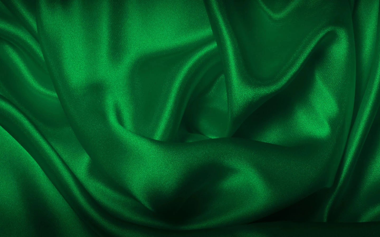 Wheel of Fortune Elegant Emeralds